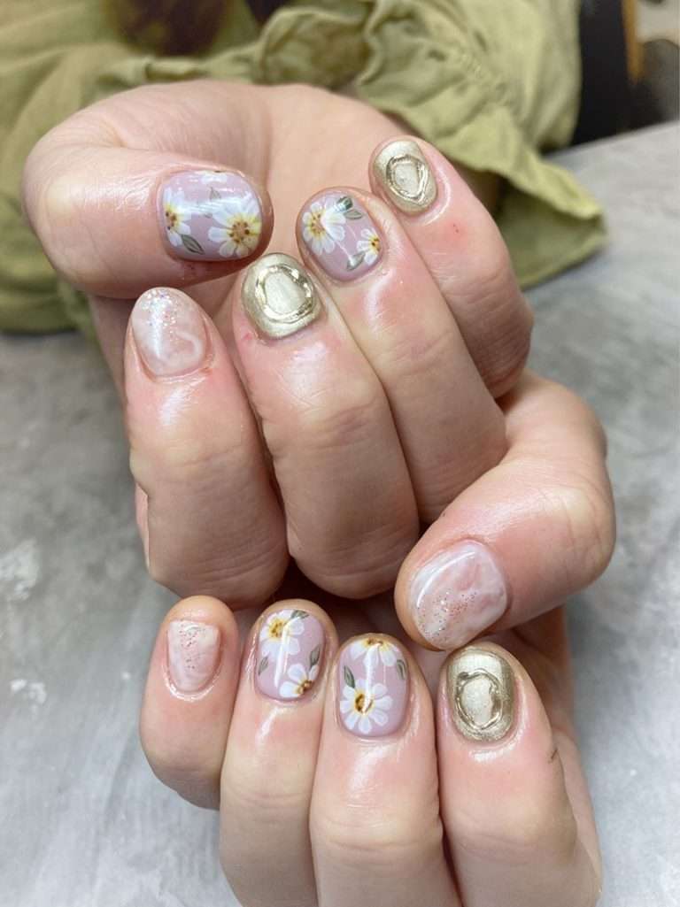 AUBE シンガポールのネイル作品（8）